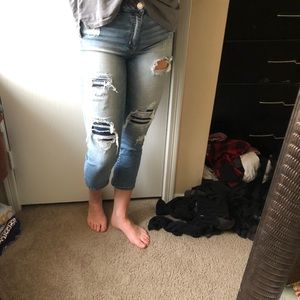 American Eagle Crop Jeans